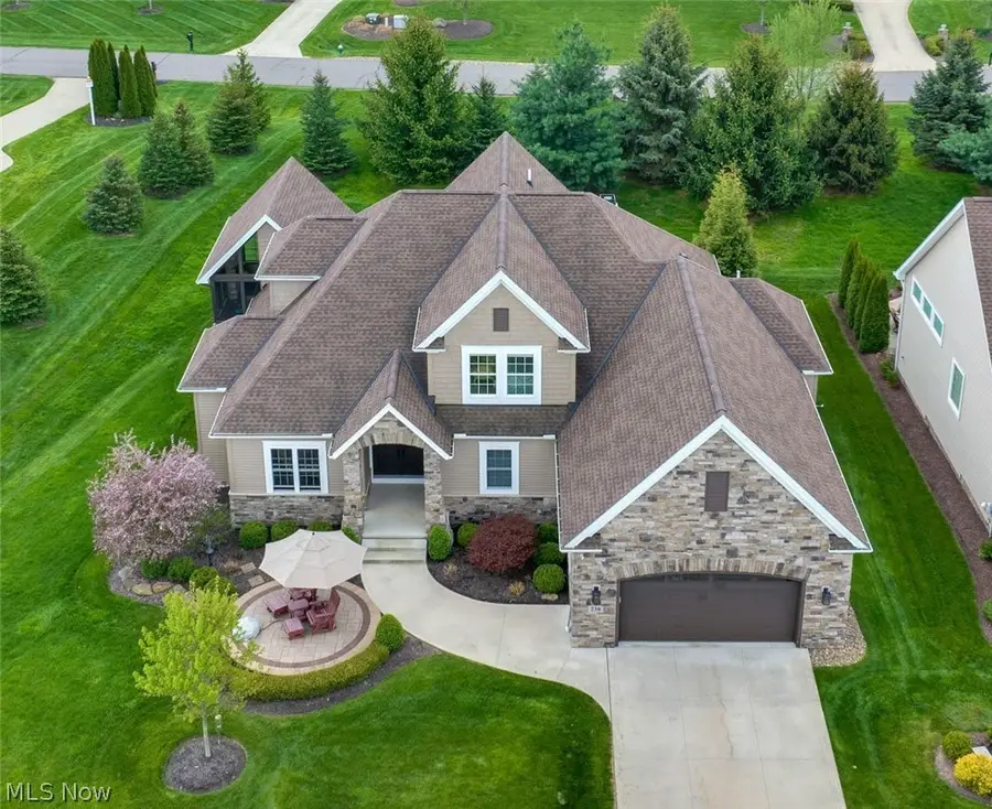 238 Westview Drive, Aurora, OH 44202 - #2