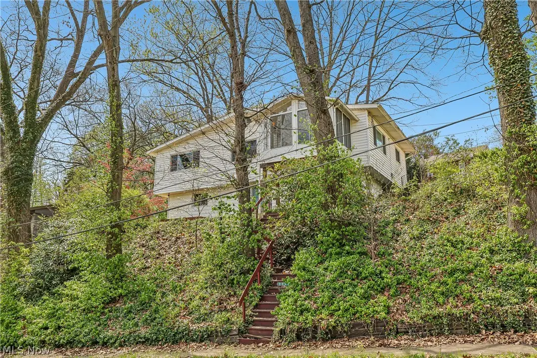 2060 6th Sw Street, Akron, OH 44314 - #1