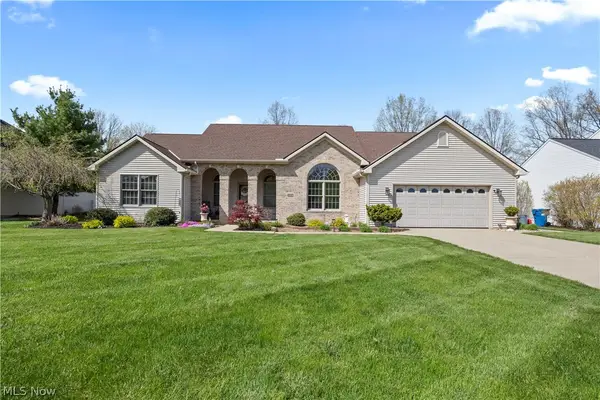 1009 Glendalough Drive, Grafton, OH 44044