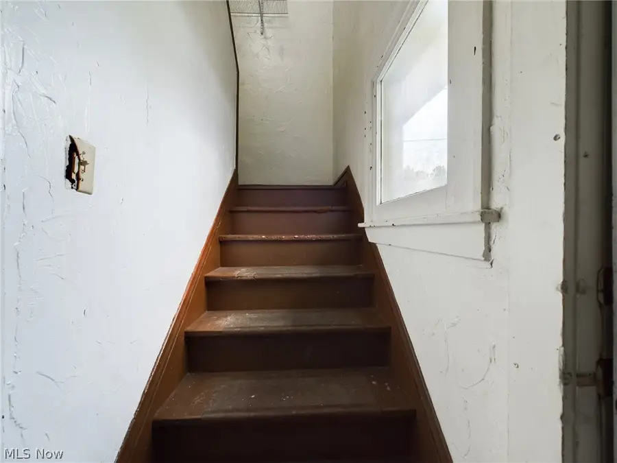 539 Gage Street, Akron, OH 44311 - #3