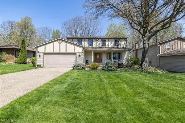 14272 E Hartford Drive, Strongsville, OH 44136