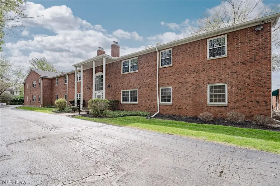 2720 Pease Drive #219N, Rocky River, OH 44116 - #2