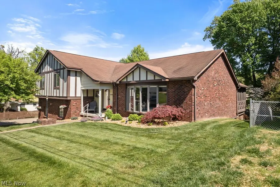 5404 11th Avenue, Vienna, WV 26105 - #2