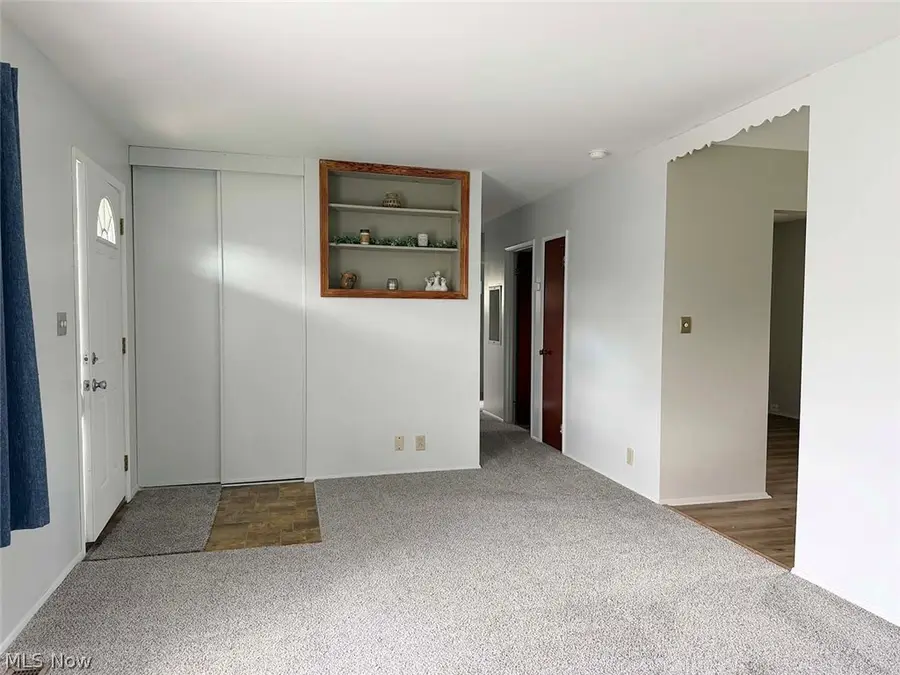 421 Linwood Drive, Alliance, OH 44601 - #3