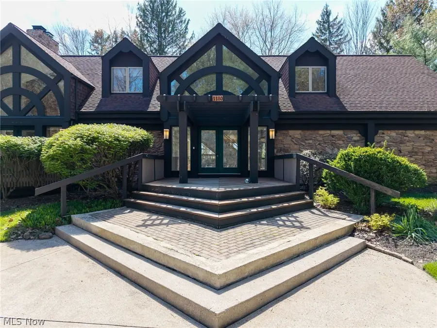 1180 Meadow Spur, Akron, OH 44333 - #3