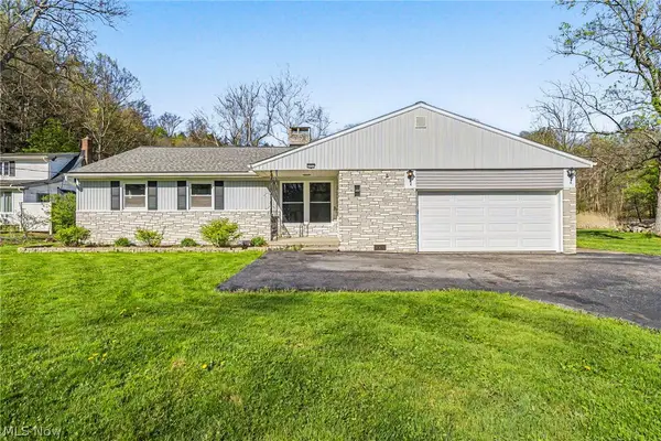 2360 Trailard Drive, Willoughby Hills, OH 44094