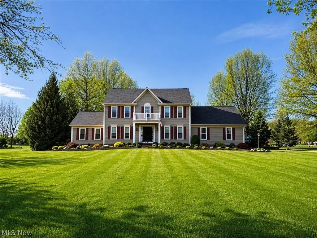 6733 Meadowood Drive, Liverpool, OH 44256 - #1