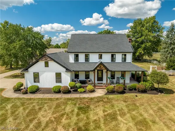 11121 Geib Ne Avenue, Hartville, OH 44632