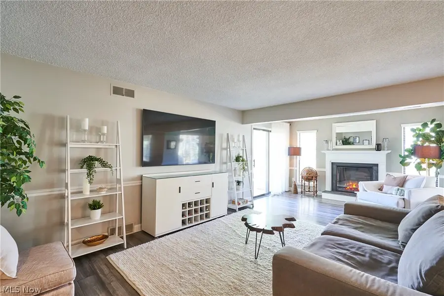 874 Hampton Ridge Drive, Akron, OH 44313 - #3