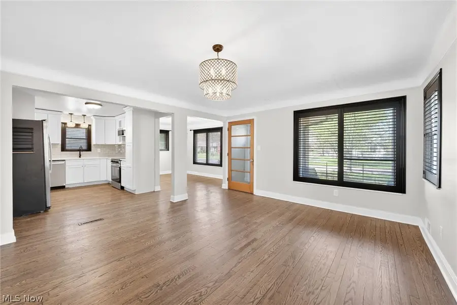 3105 W 155th Street, Cleveland, OH 44111 - #3