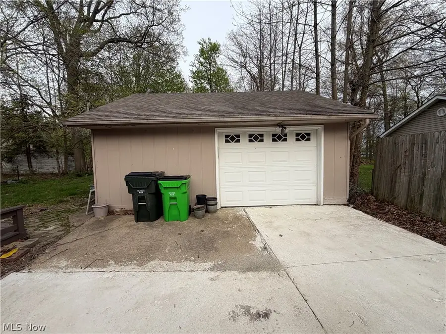 23340 Williams Avenue, Euclid, OH 44123 - #3