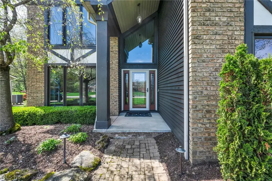 3640 Parson Pond Circle, Westlake, OH 44145 - #2