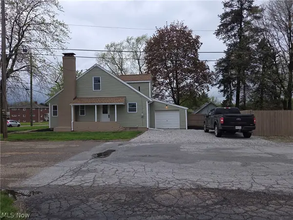 700 Whipple Nw Avenue, Canton, OH 44708