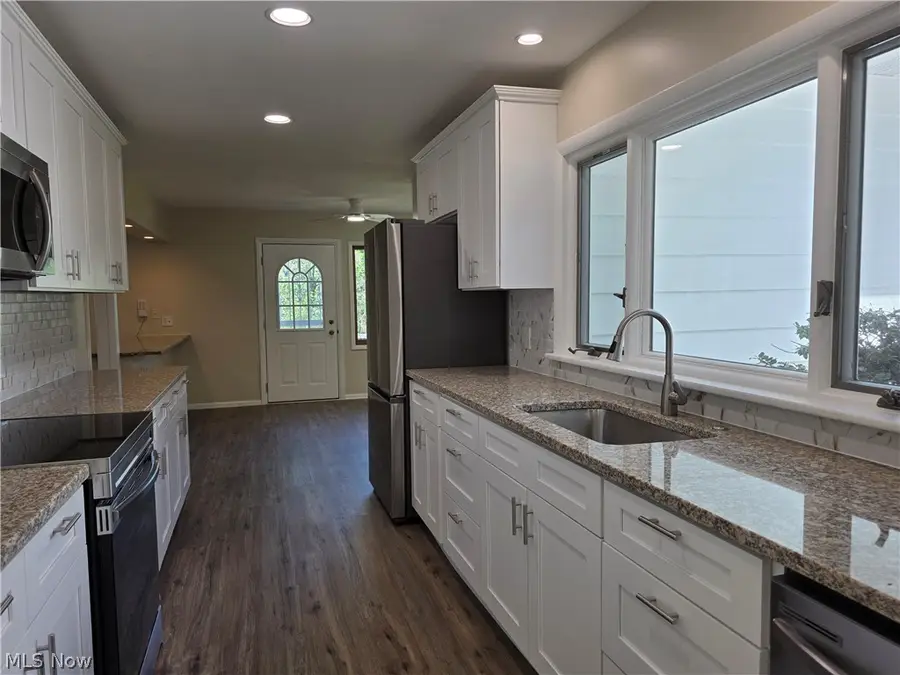 7156 Walton Road, Walton Hills, OH 44146 - #3