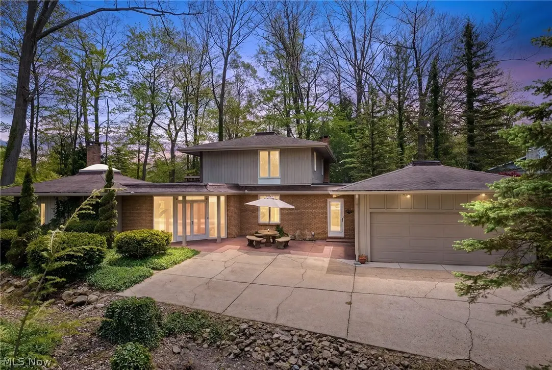 17571 Merry Oaks Trail, Chagrin Falls, OH 44023 - #1