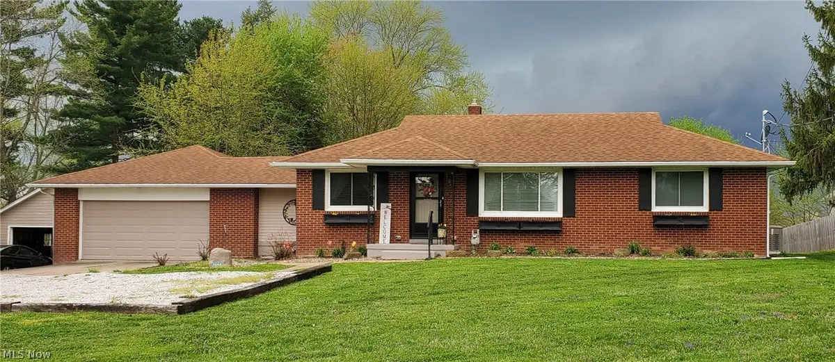 3125 Beechwood Avenue, Alliance, OH 44601 - #1