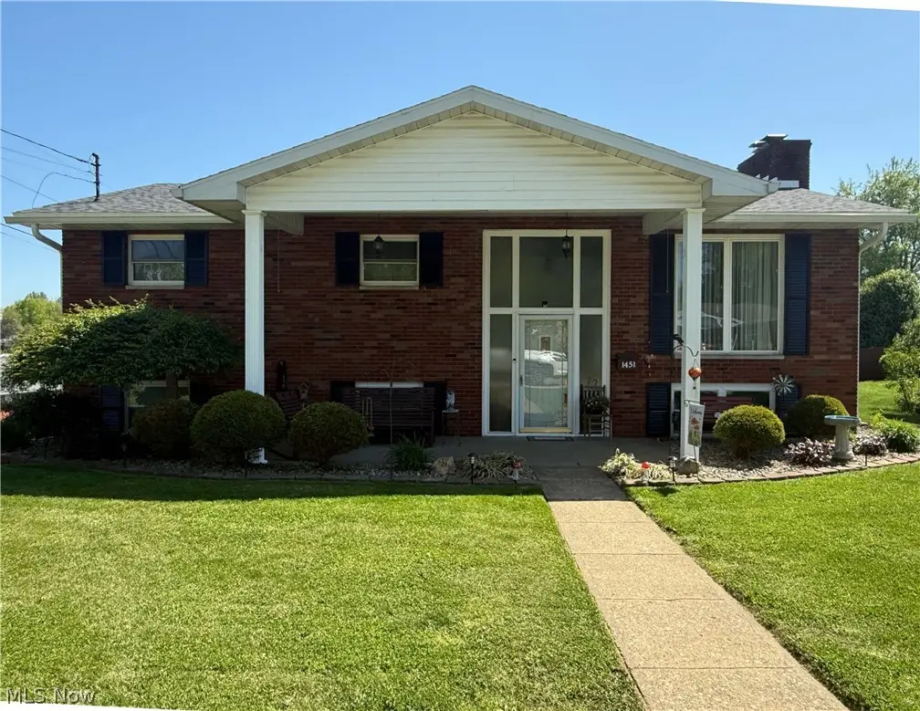 1451 Poplar Avenue, Belpre, OH 45714 - #1