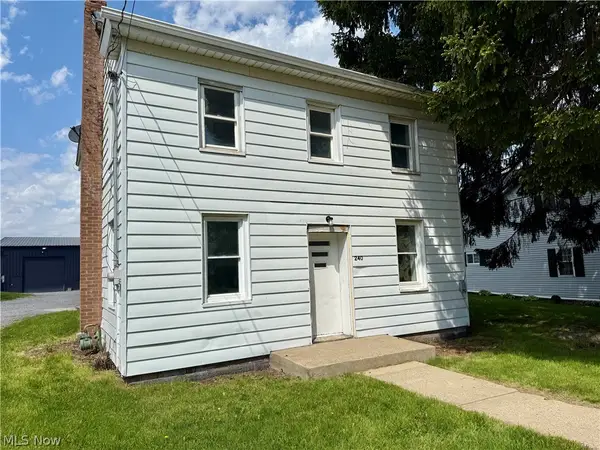 240 W Main Street, Washingtonville, OH 44490