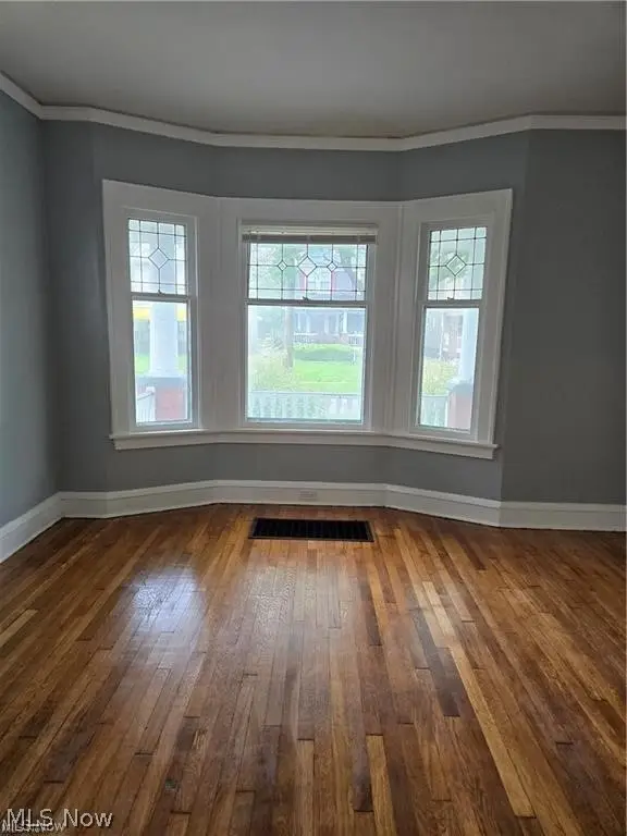 9502 Empire Avenue, Cleveland, OH 44108 - #3