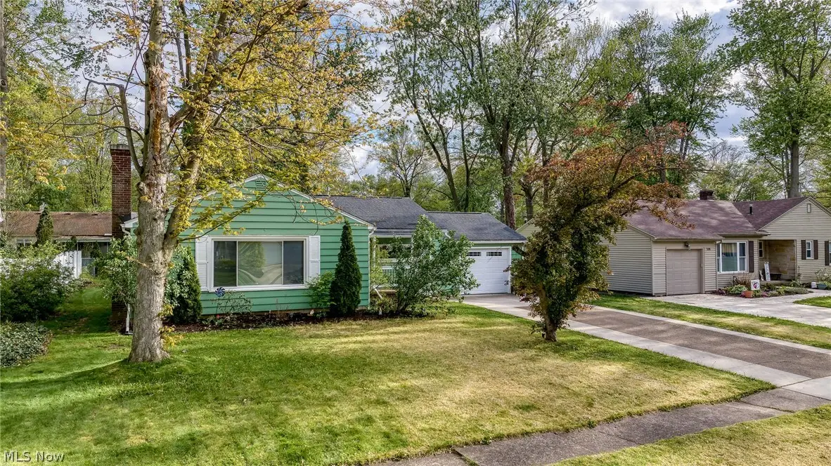 345 Miami Avenue, Elyria, OH 44035 - #1