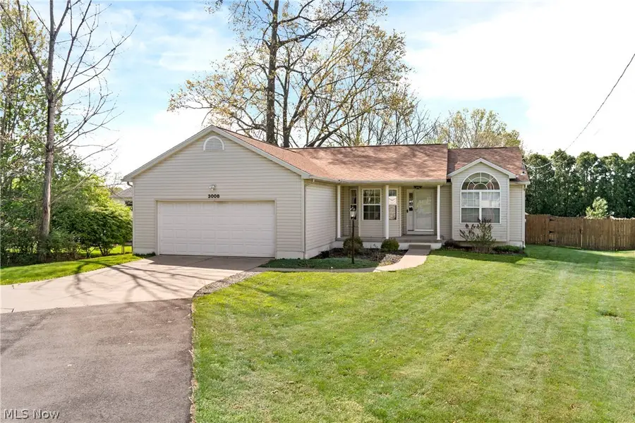 3008 Mount Pleasant Nw Street, North Canton, OH 44720 - #3
