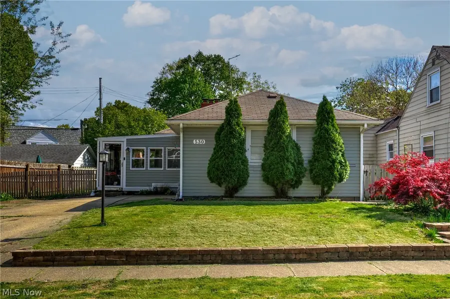 530 Keenan Avenue, Cuyahoga Falls, OH 44221 - #2
