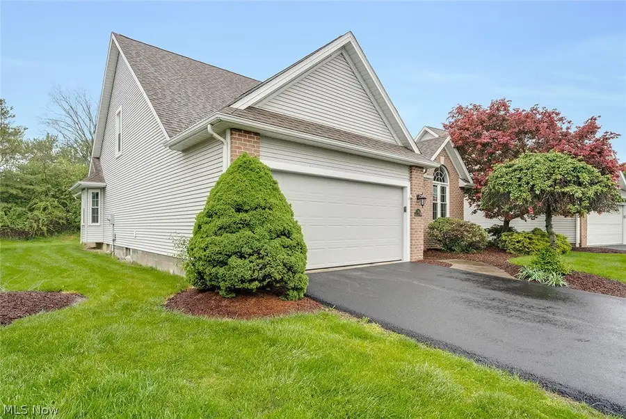 90 Lake Pointe Circle, Canfield, OH 44406 - #3