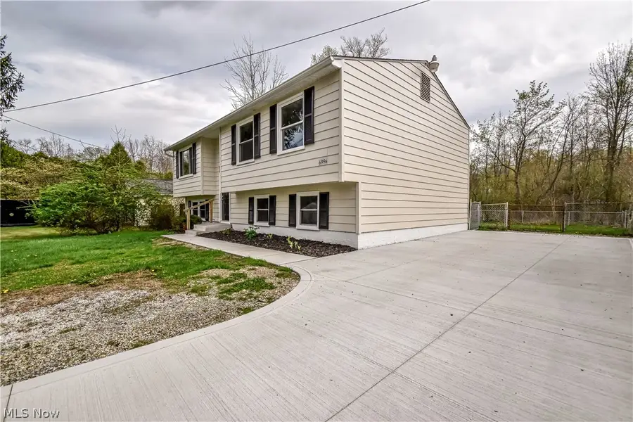 6996 Roe Boulevard, Madison, OH 44057 - #2