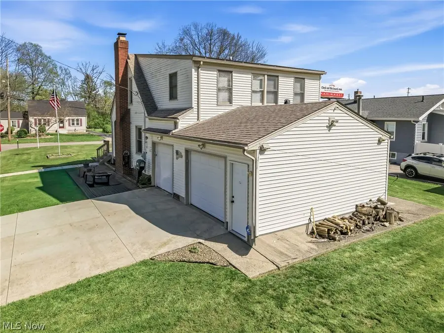 7202 Sheldon Avenue, Youngstown, OH 44512 - #3