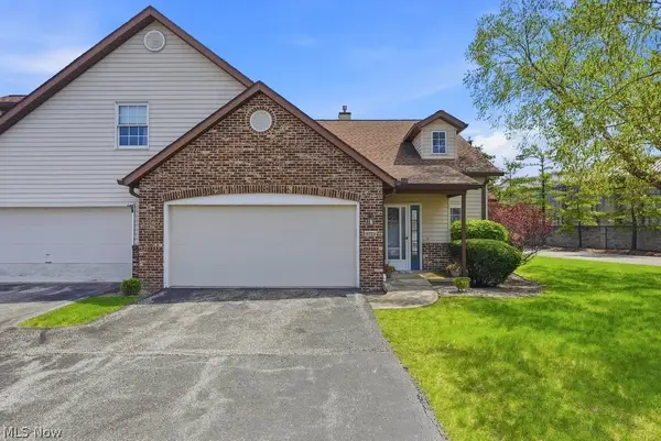 5723 Gateway Lane, Brook Park, OH 44142