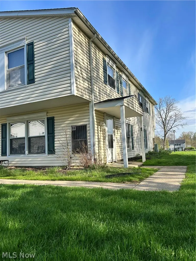 144 Canterbury Lane #D-29, Medina, OH 44256 - #2