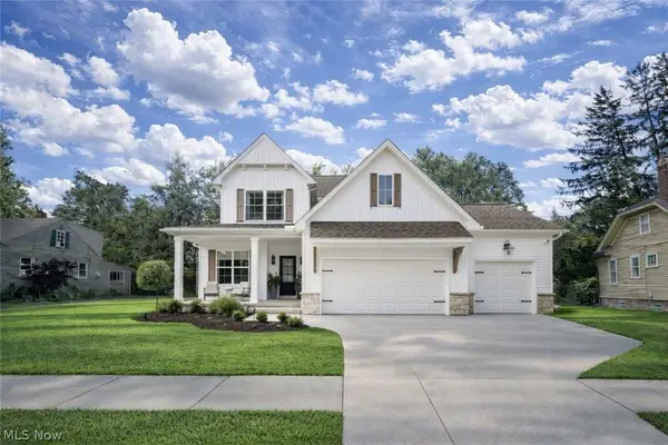 4879 Oakdale Drive, Willoughby, OH 44094