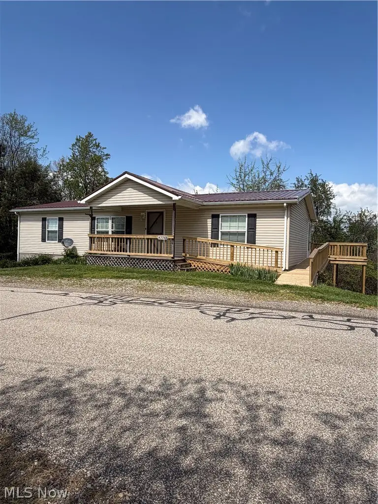 42741 Long Ridge Road, Clarington, OH 43915 - #2