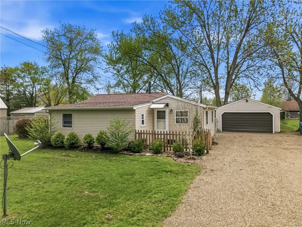 6982 Mcclure Road, Hubbard, OH 44425 - #1