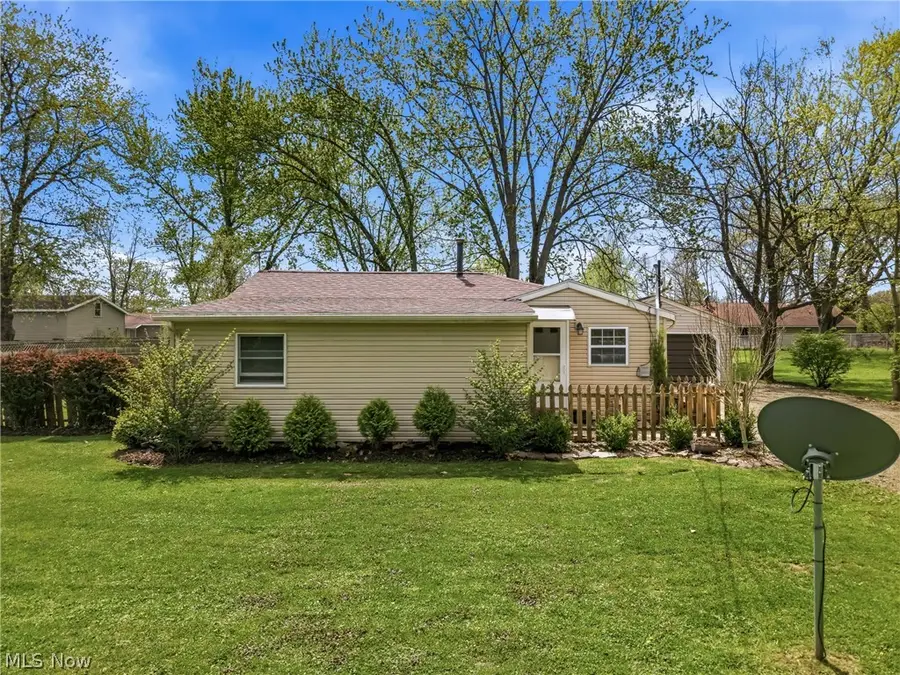 6982 Mcclure Road, Hubbard, OH 44425 - #2