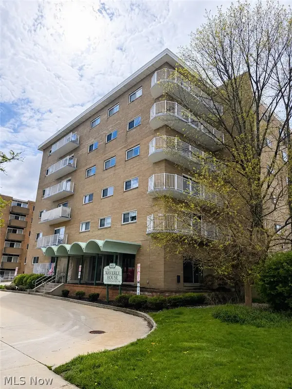 14567 Madison Avenue #609, Lakewood, OH 44107