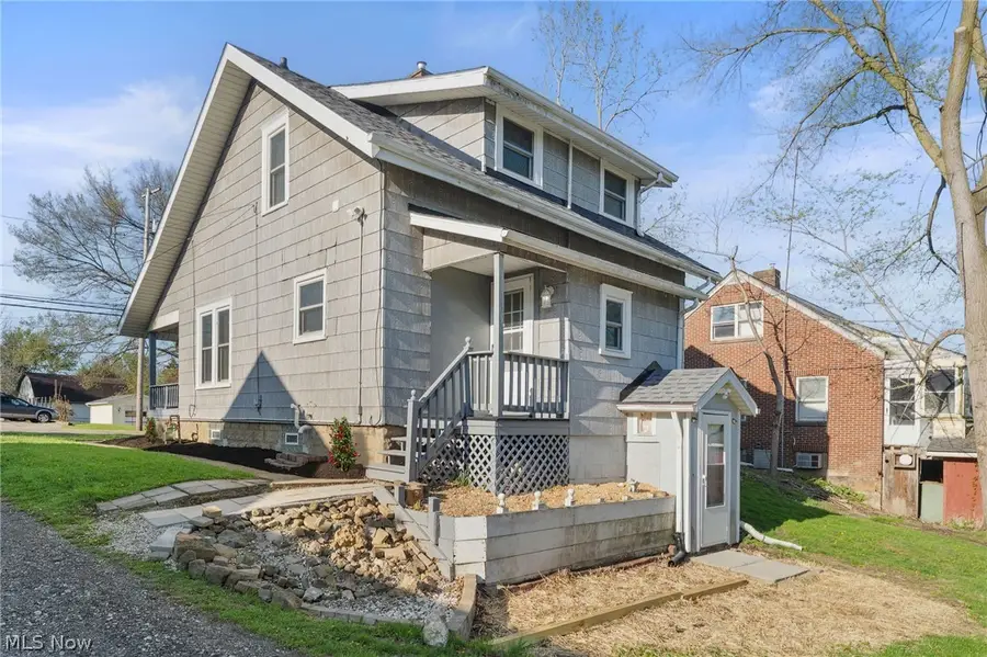 3237 State Nw Street, North Canton, OH 44720 - #3