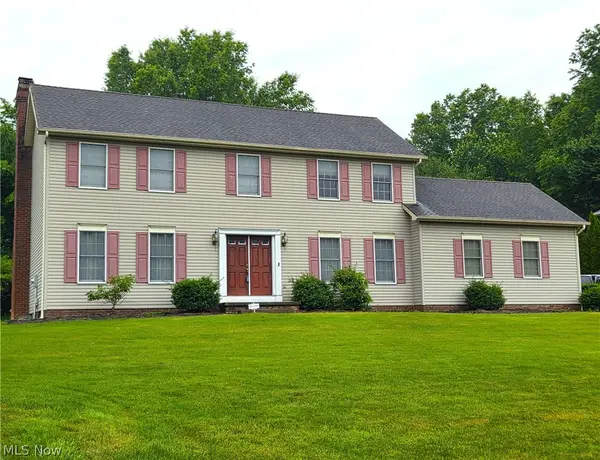 220 Montgomery Drive, Canfield, OH 44406