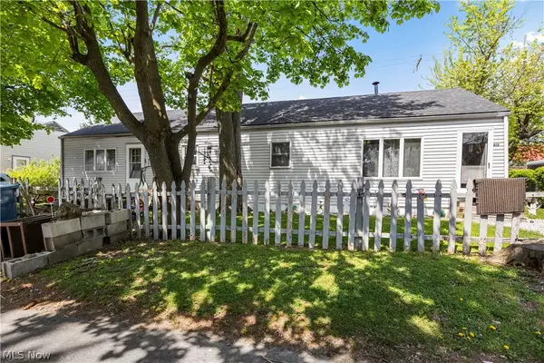 815 Edison Lane, Port Clinton, OH 43452