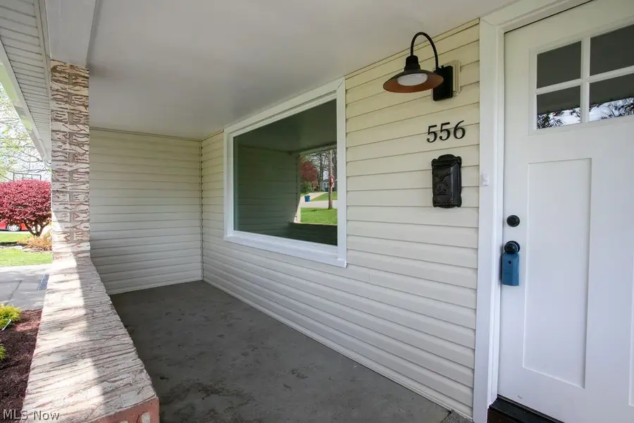 556 Idora Lane, Struthers, OH 44471 - #3