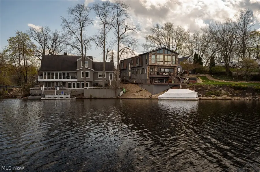 73 Cherry Nw Drive, North Canton, OH 44720 - #2