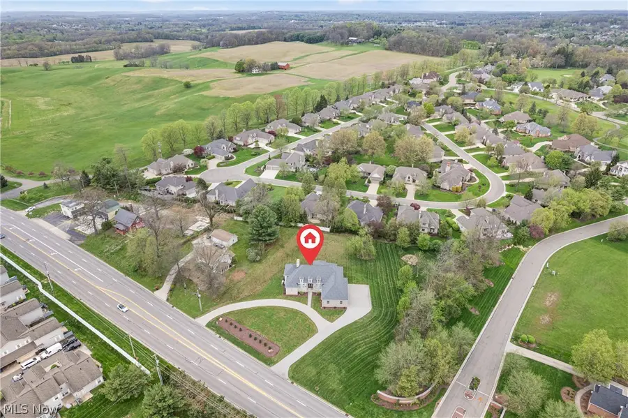 6443 Hills And Dales Nw Road, Canton, OH 44708 - #3