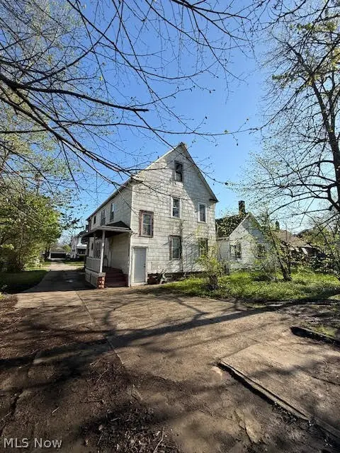 9916 Aetna Road, Cleveland, OH 44105 - #2