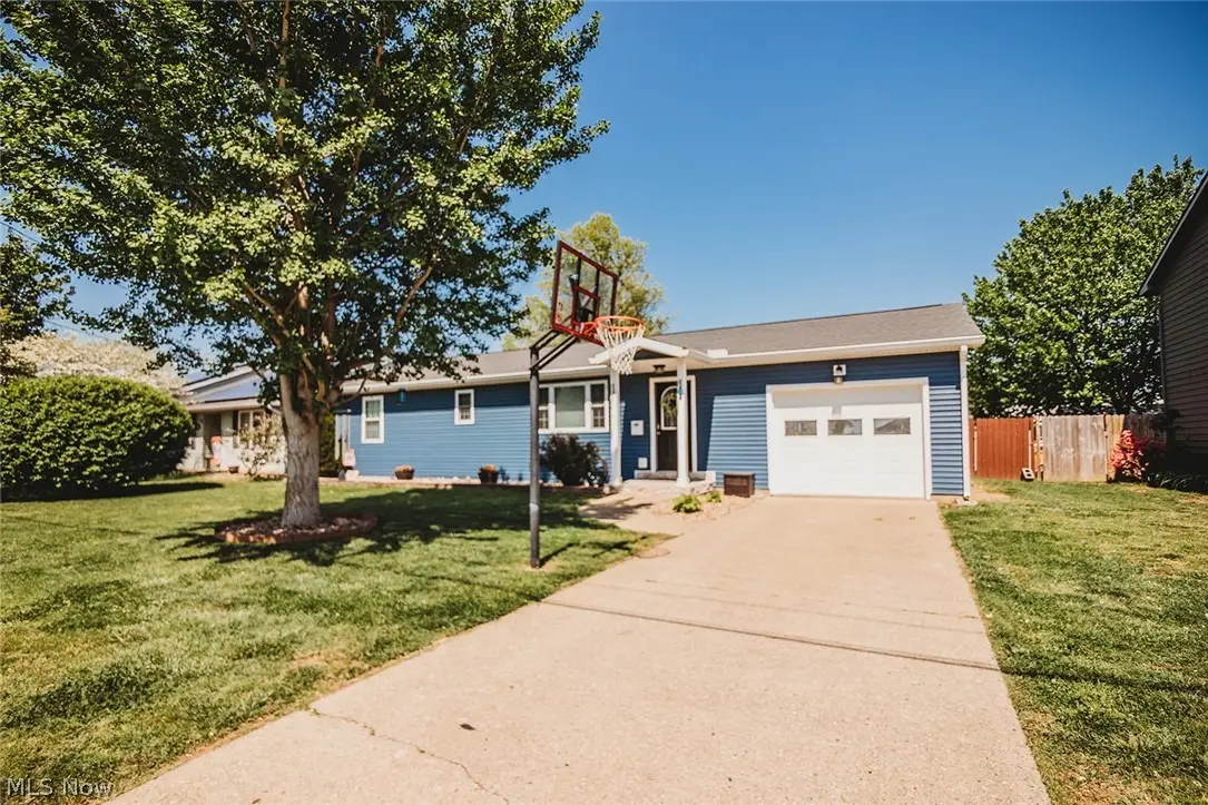 1586 Gene Street, Belpre, OH 45714 - #1