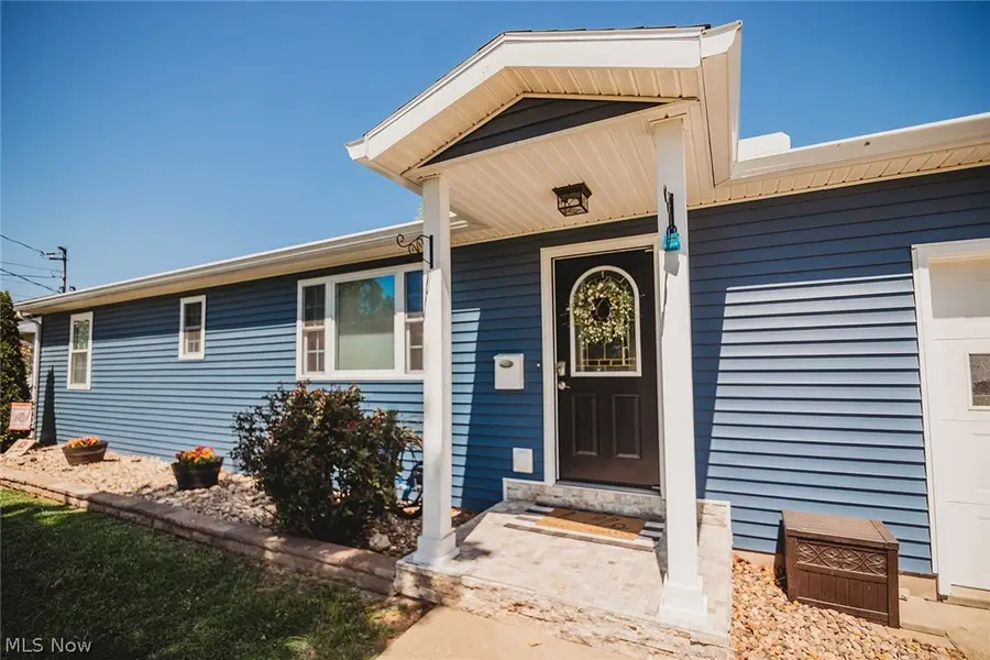 1586 Gene Street, Belpre, OH 45714 - #3