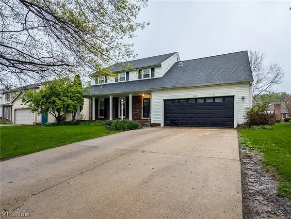 3659 Farnham Nw Street, North Canton, OH 44720