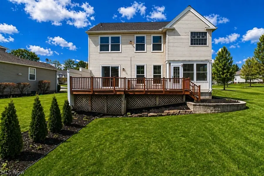 104 Woodbridge Crossing, Chardon, OH 44024 - #2