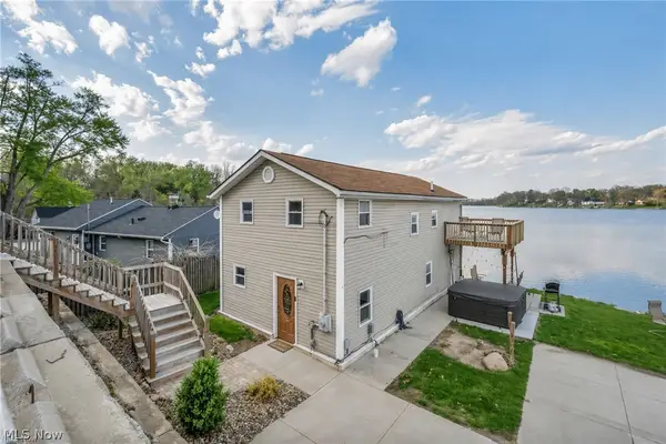 829 Portage Lakes Drive, Akron, OH 44319