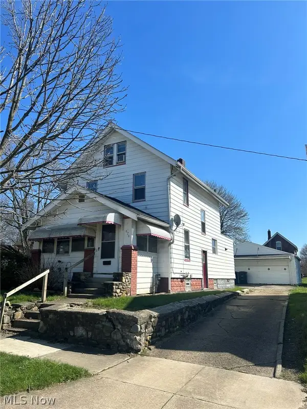 676 Kipling Street, Akron, OH 44306