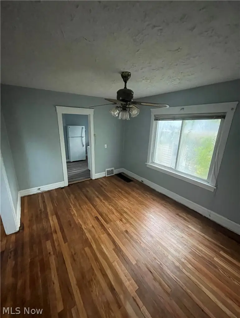 1178 E 147th Street, Cleveland, OH 44110 - #3